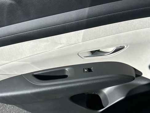 New 2025 Hyundai Tucson SEL image 13