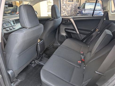 Used 2017 Toyota RAV4 LE image 23
