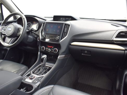 Used 2023 Subaru Forester Limited image 13