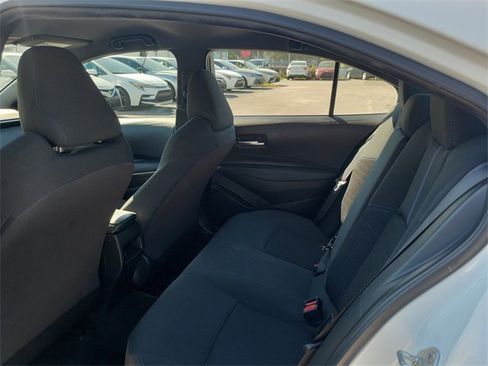 Used 2022 Toyota Corolla SE image 7