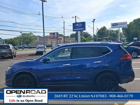 Used 2017 Nissan Rogue S w/ Appearance Package AWD/4WD image 5