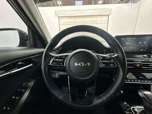 Certified 2023 Kia Seltos S image 12