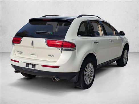 Used 2013 Lincoln MKX FWD image 5