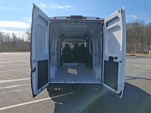 Used 2025 RAM ProMaster 3500 w/ Crew Van Package image 29