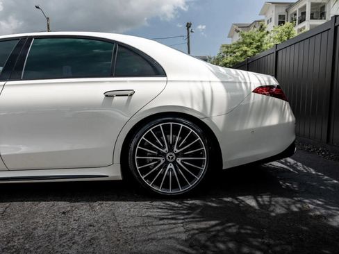 Used 2022 Mercedes-Benz S 580 4MATIC Sedan w/ Warmth & Comfort Package image 33