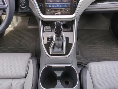 Used 2025 Subaru Outback Limited w/ Popular Package #2 image 18