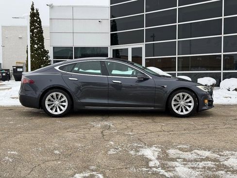 Used 2018 Tesla Model S 75D image 2