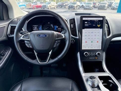 Used 2024 Ford Edge SEL w/ Convenience Package AWD/4WD image 9