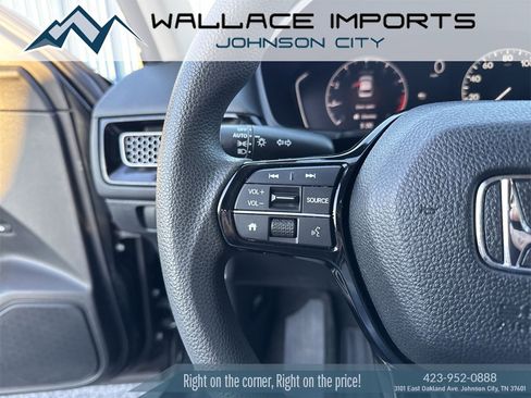 Used 2022 Honda Civic LX image 29