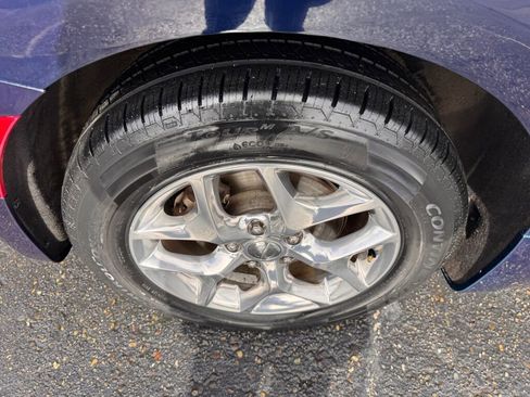 Used 2017 Chrysler Pacifica Limited image 5