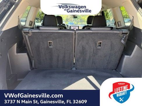 Used 2025 Volkswagen Atlas SEL AWD/4WD image 7