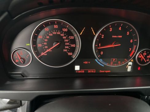 Used 2015 BMW X5 xDrive50i image 14