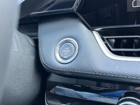 New 2026 Chevrolet Equinox LT w/ Safety and Technology Package FWD image 29