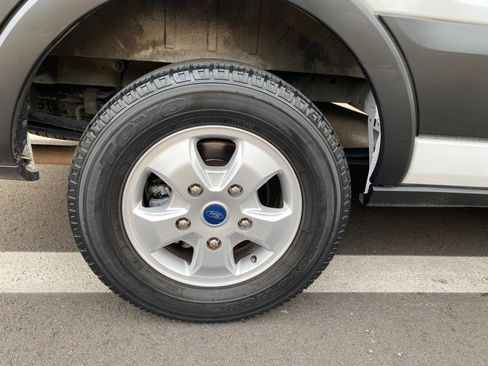 Used 2020 Ford Transit 350 XLT image 18