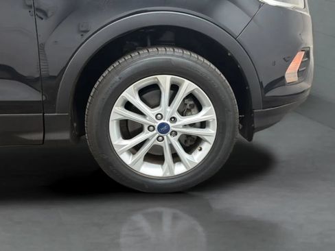 Used 2017 Ford Escape SE AWD/4WD image 23