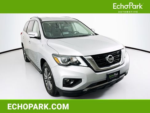 Used 2019 Nissan Pathfinder SL AWD/4WD image 1