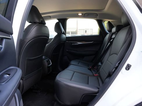 Certified 2025 INFINITI QX50 Luxe image 19