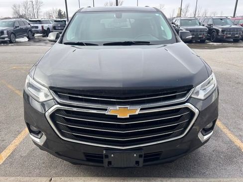 Used 2019 Chevrolet Traverse LT w/ LPO, Cargo Package image 2