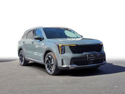 Certified 2025 Kia Sorento EX w/ EX Panoramic Sunroof Package