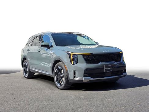 Certified 2025 Kia Sorento EX w/ EX Panoramic Sunroof Package AWD/4WD image 1