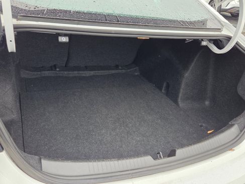 Used 2024 Chevrolet Malibu LT image 13