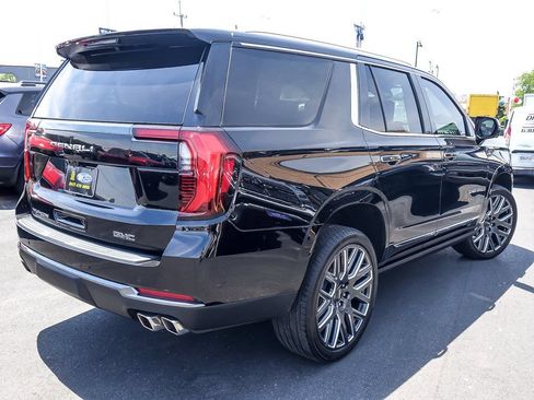 Used 2026 GMC Yukon Denali Ultimate AWD/4WD image 8