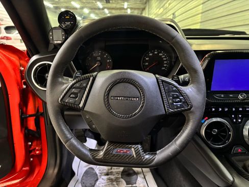 Used 2019 Chevrolet Camaro SS image 13