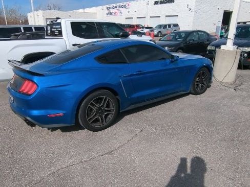 Used 2019 Ford Mustang GT image 2