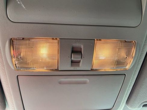 Used 2021 Nissan Frontier S w/ S Utility Package image 19