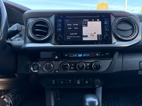 Used 2016 Toyota Tacoma TRD Sport w/ Premium & Technology Package AWD/4WD image 22