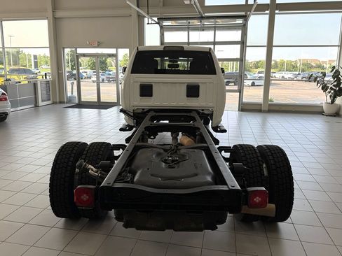 Used 2020 RAM 5500 Tradesman w/ Max Tow Package AWD/4WD image 5