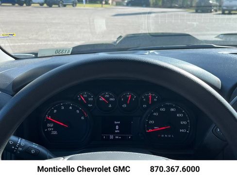 New 2026 Chevrolet Silverado 1500 Custom Trail Boss w/ Midnight Edition AWD/4WD image 13