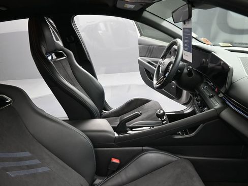Certified 2025 Hyundai Elantra N w/ Cargo Package FWD image 12