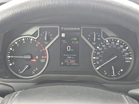 Used 2023 Toyota Tundra Limited image 23