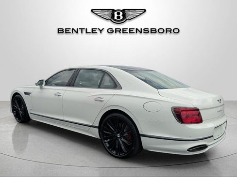 New 2026 Bentley Flying Spur Plug-In Hybrid AWD/4WD image 3
