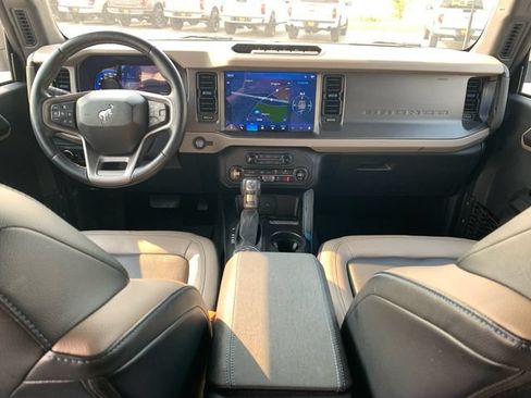 Used 2024 Ford Bronco Wildtrak AWD/4WD image 21