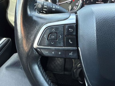 Used 2021 Toyota Highlander XSE AWD/4WD image 26