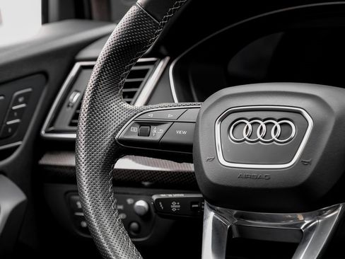 Used 2022 Audi SQ5 Prestige image 14