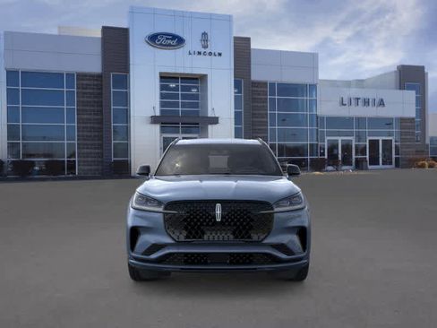 New 2026 Lincoln Aviator Reserve image 6