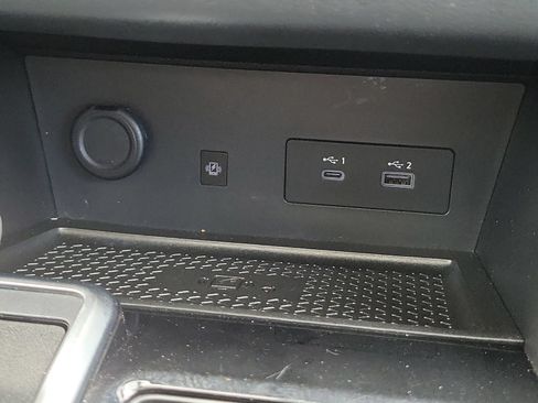 Used 2023 Nissan Pathfinder Platinum AWD/4WD image 35