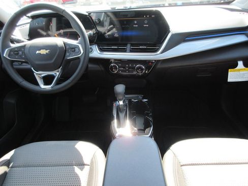 New 2026 Chevrolet Trax LT image 15