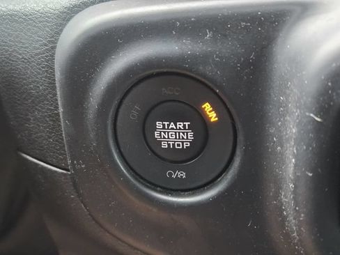 Certified 2021 Jeep Wrangler Rubicon AWD/4WD image 29