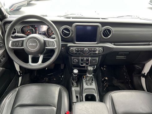 Used 2023 Jeep Gladiator Overland w/ Popular Equipment Package AWD/4WD image 23