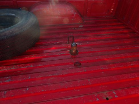 Used 2006 Chevrolet Silverado 2500 LT w/ Heavy-Duty Power Package image 11