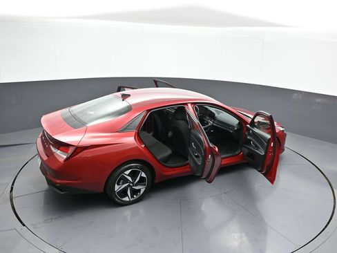 Certified 2023 Hyundai Elantra SEL w/ Convenience Package FWD image 42