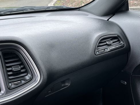 Used 2015 Dodge Challenger R/T Scat Pack w/ Scat Pack Appearance Package image 18