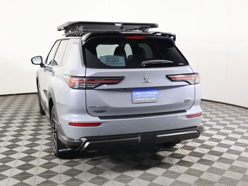 New 2026 Mitsubishi Outlander Trail Edition image 7