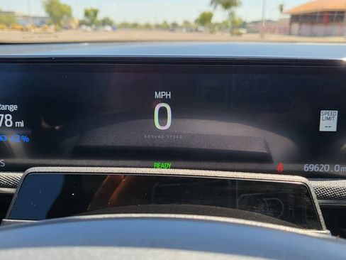Used 2022 Ford Mustang Mach-E Premium RWD image 34