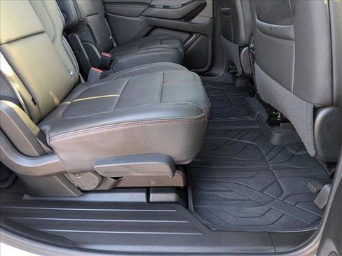 Used 2023 Chevrolet Traverse RS w/ LPO, Floor Liner Package image 20