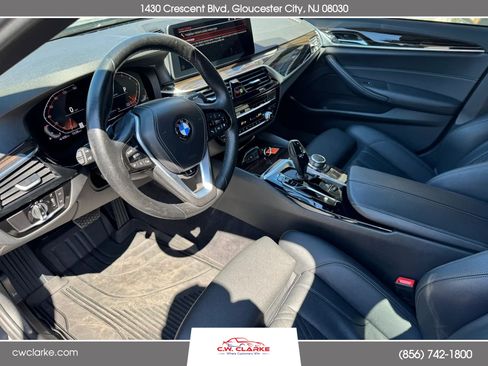 Used 2022 BMW 530i xDrive w/ Convenience Package image 16